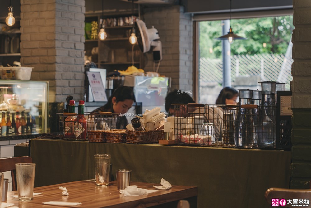 11 Pasta Trattoria 食義大安店」台北高CP值義式餐廳推薦！明太子義大利麵+手工薄皮PIZZA，商業午餐超划算！