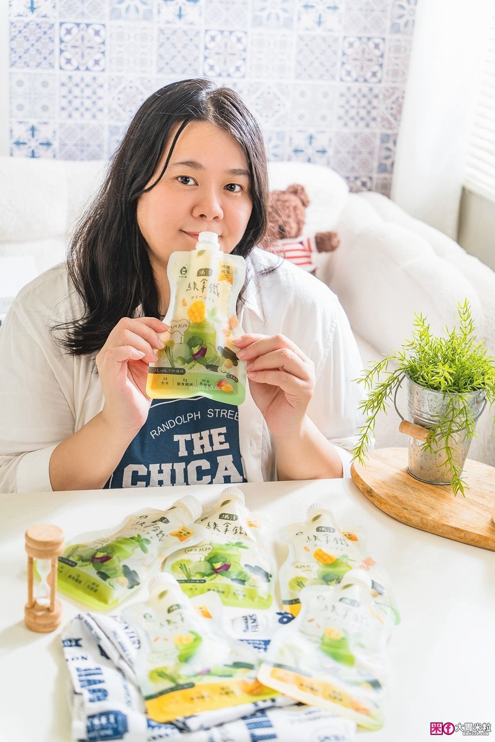 高纖綠拿鐵開箱「艾禾生醫 纖活 綠拿鐵」評價，10秒喝進66種蔬果精華，外食族高纖救星！