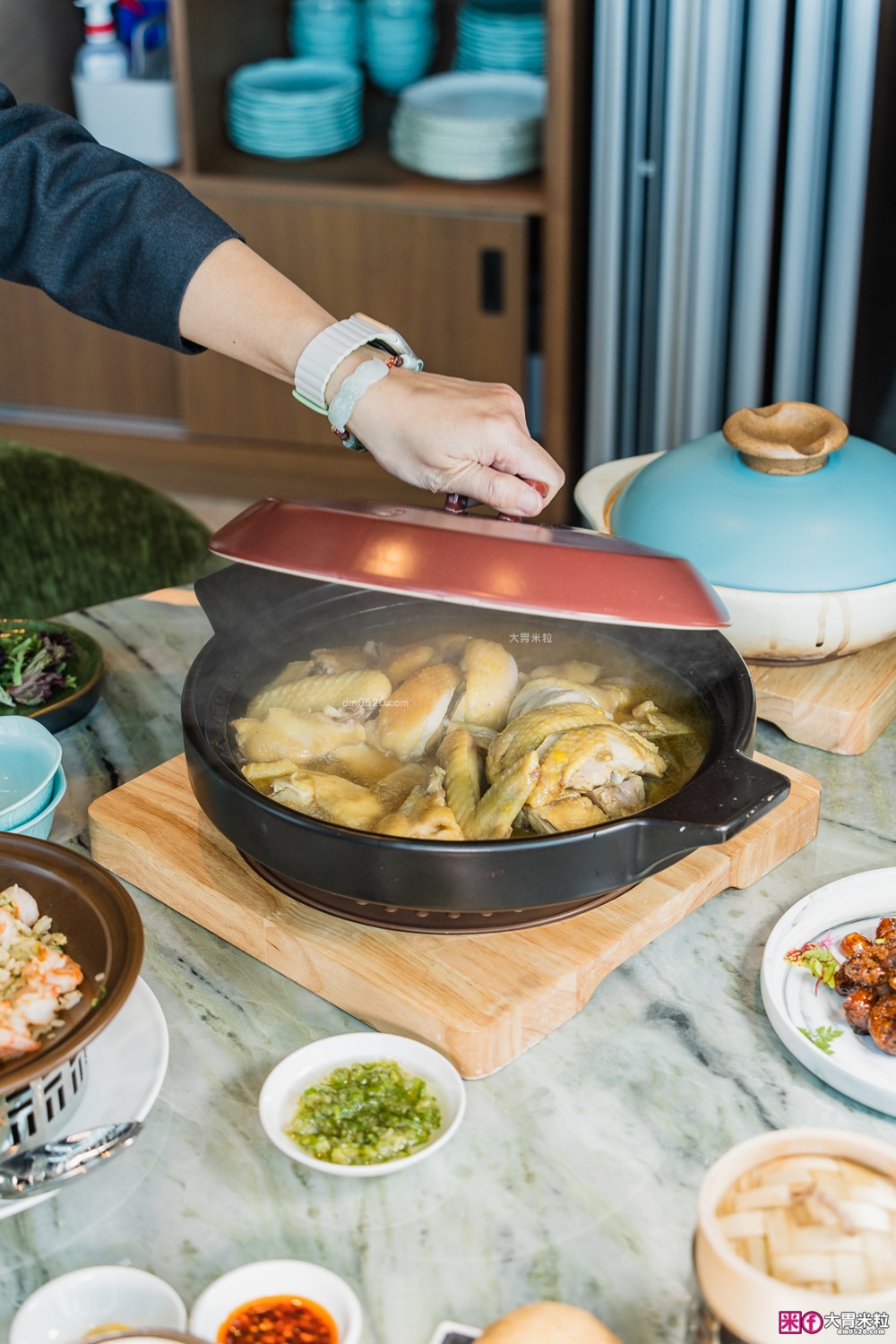 台北大巨蛋美食推薦「漢來名人坊」進駐遠東Garden City，金湯龍蝦泡飯+招牌蝦餃皇~香港米其林星級粵菜一次開箱