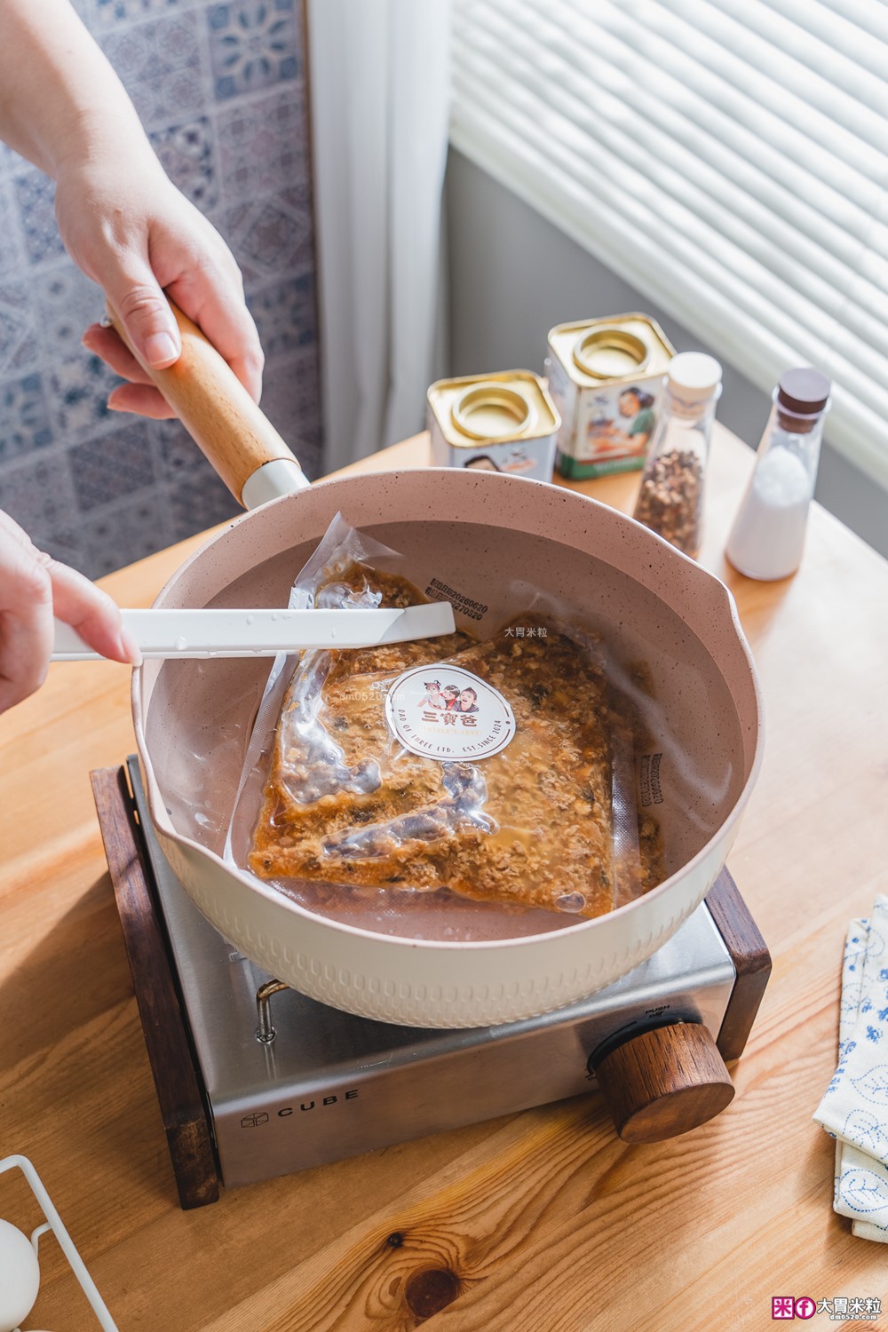 三寶爸香菇肉燥評價│10分鐘搞定台式古早味~拌飯拌麵都銷魂，4種創意吃法一次分享！