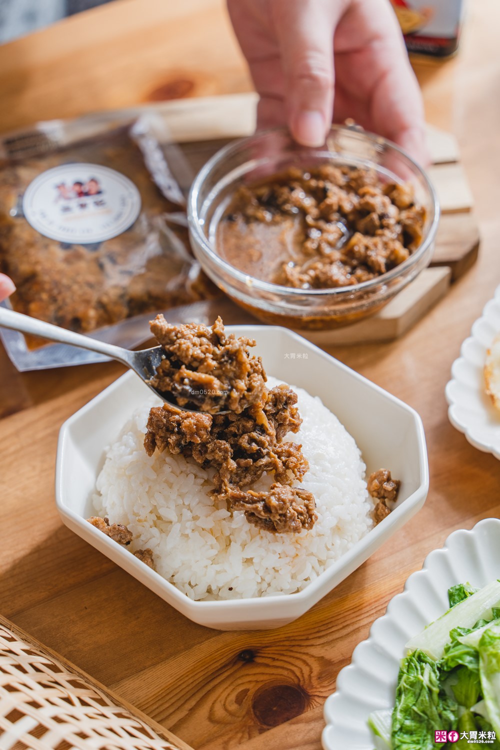 三寶爸香菇肉燥評價│10分鐘搞定台式古早味~拌飯拌麵都銷魂，4種創意吃法一次分享！