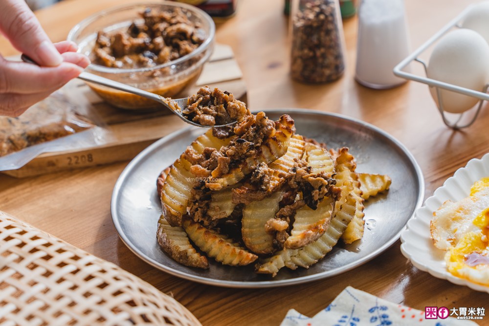 三寶爸香菇肉燥評價│10分鐘搞定台式古早味~拌飯拌麵都銷魂，4種創意吃法一次分享！