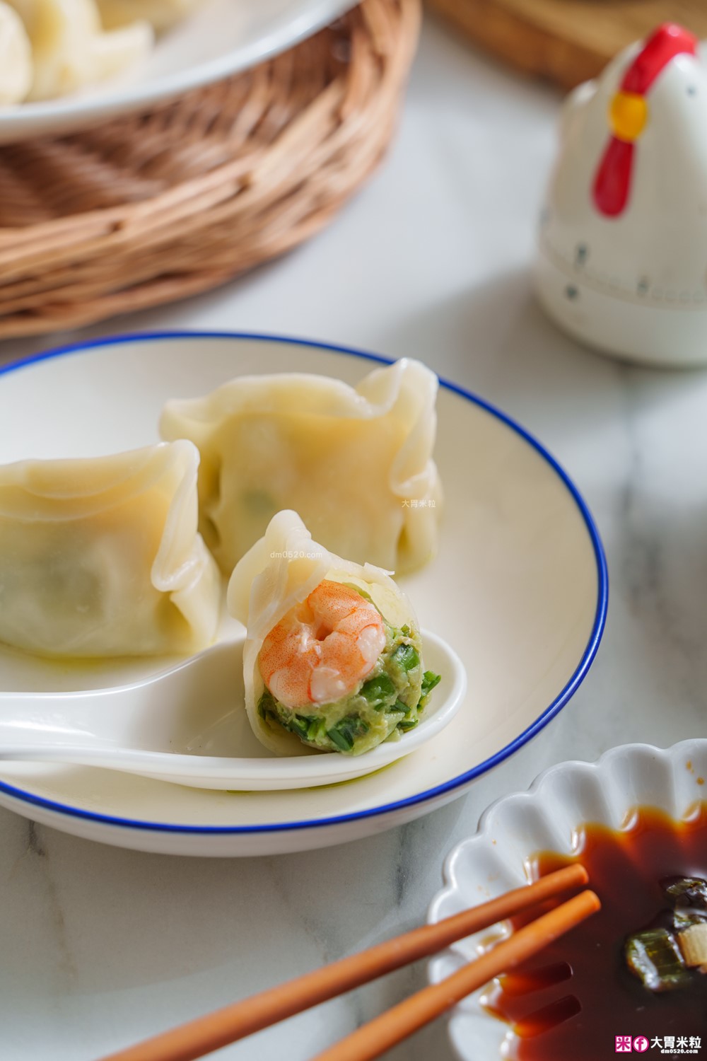 超強冷凍水餃推薦「漢來美食 宅美食水餃 鮮味食光系列」一口咬下竟然有整隻大鮮蝦！