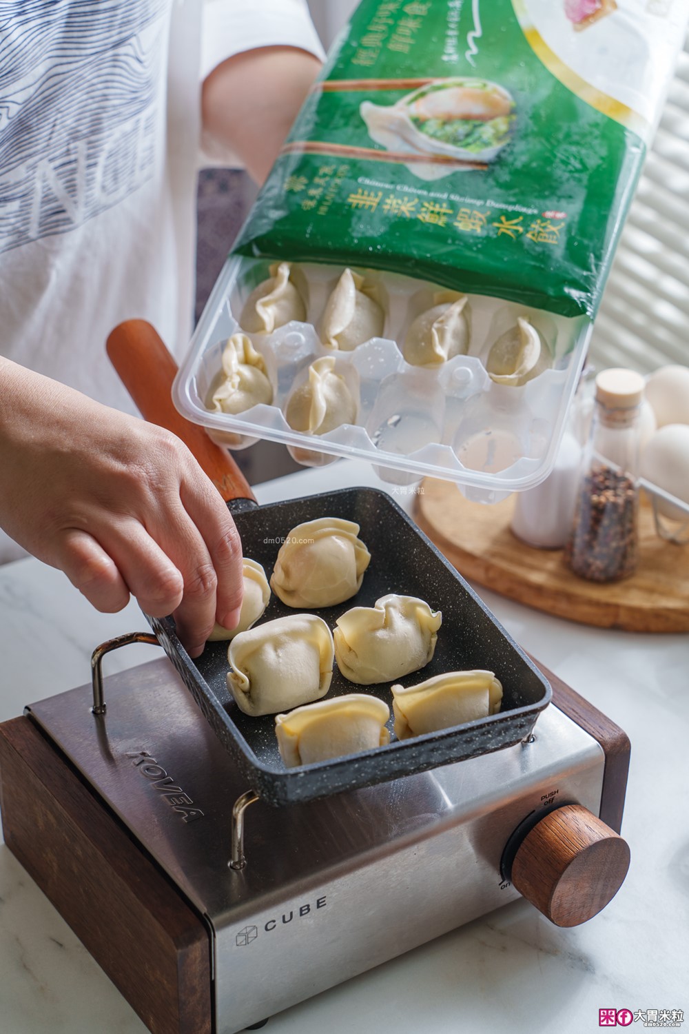 超強冷凍水餃推薦「漢來美食 宅美食水餃 鮮味食光系列」一口咬下竟然有整隻大鮮蝦！