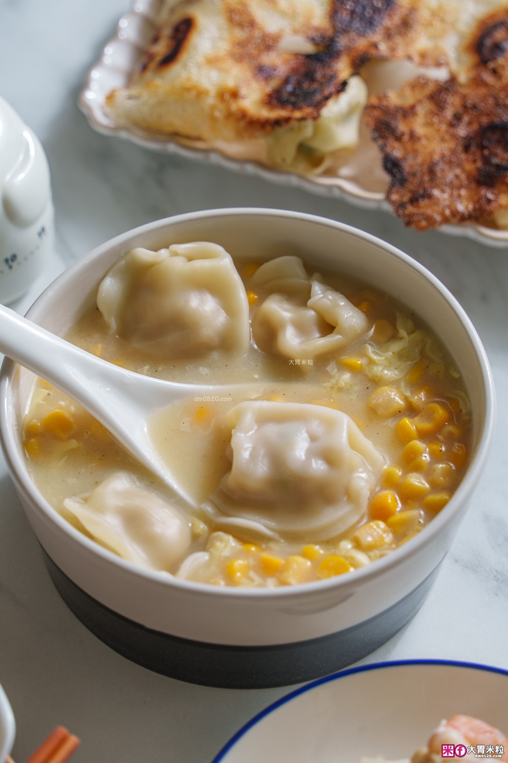 超強冷凍水餃推薦「漢來美食 宅美食水餃 鮮味食光系列」一口咬下竟然有整隻大鮮蝦！