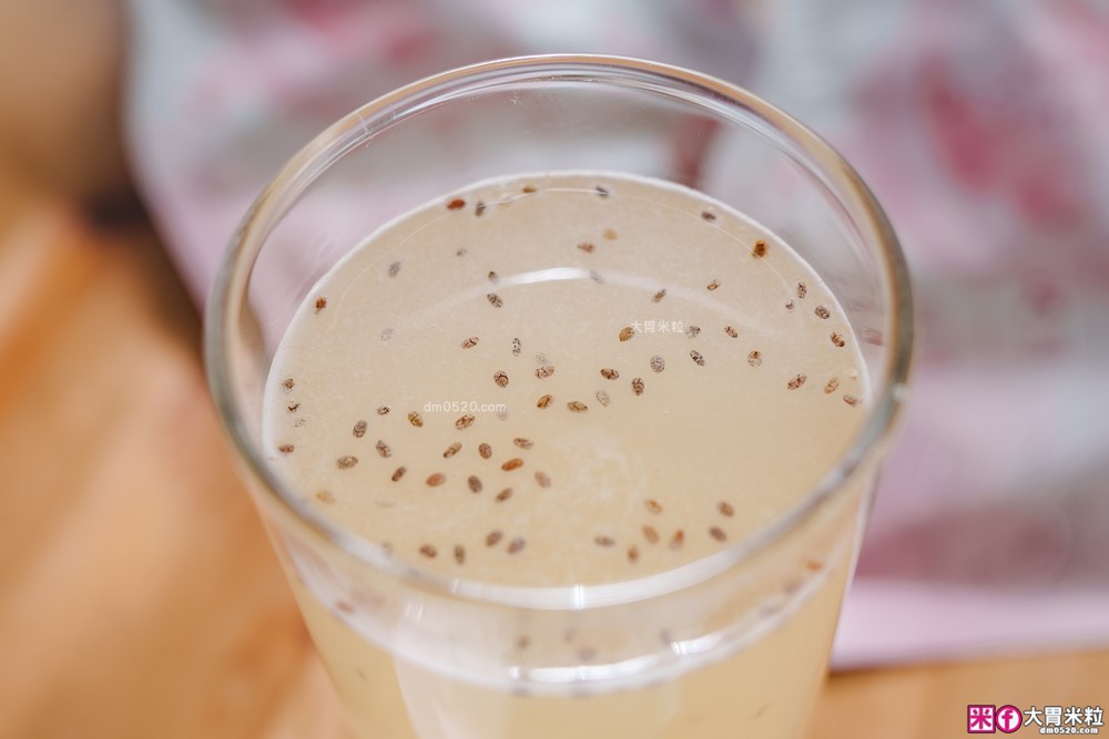 艾禾生醫膠原啵漾飲開箱│10秒搖出好喝無腥味膠原蛋白~忙碌女生也能輕鬆保養│韓國膠原蛋白飲分享