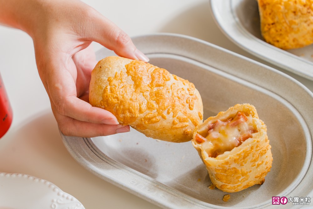 開箱「紅龍雞塊新口味+紅龍焗香披薩派」氣炸鍋美食推薦 開箱「紅龍雞塊新口味+紅龍焗香披薩派」氣炸鍋美食推薦